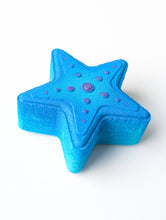 Load image into Gallery viewer, Starfish Bath Bomb