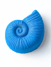 Load image into Gallery viewer, Sea Shell Bath Bomb