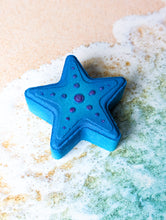 Load image into Gallery viewer, Starfish Bath Bomb