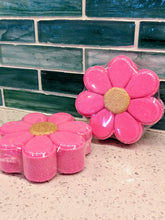 Load image into Gallery viewer, Pink Petals Flower Bath Bomb