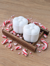 Load image into Gallery viewer, Candy Cane Shower Steamers - Christmas 2026
