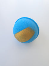 Load image into Gallery viewer, Oceanaire Bath Bomb
