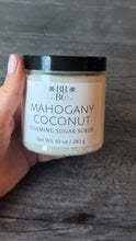 Load and play video in Gallery viewer, Mahogany Coconut Men&#39;s Body Scrub
