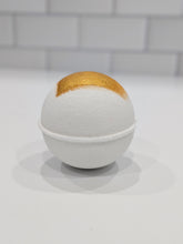 Load image into Gallery viewer, Oatmeal + Honey Bath Bomb
