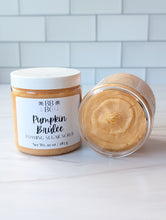 Load image into Gallery viewer, Pumpkin Brûlée Foaming Sugar Scrub
