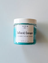 Load image into Gallery viewer, Beachy Christmas Gift Set
