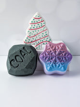 Load image into Gallery viewer, Christmas Tree Cake Bath Bomb

