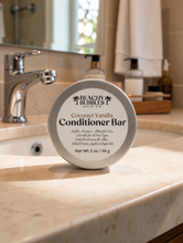 Load image into Gallery viewer, Coconut Vanilla Conditioner Bar
