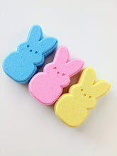 Load image into Gallery viewer, Peeps Easter Bunny Bath Bomb Set
